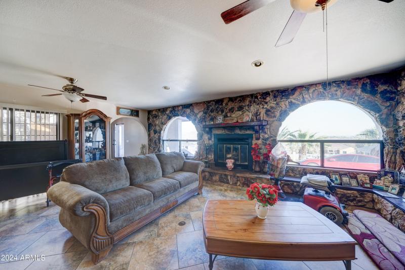 7848 S 139th-5