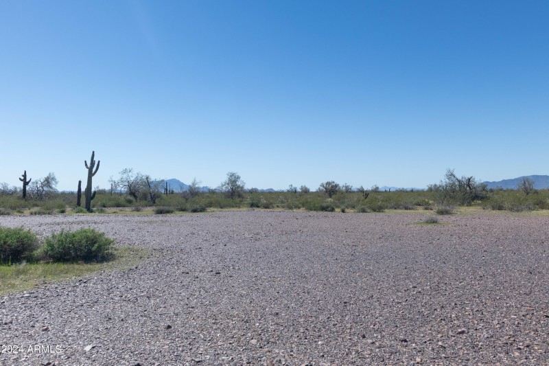 40 Acres-19