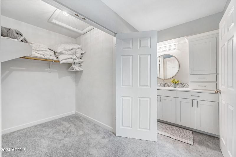 45-1717EUHD1052-ocupix 3-8