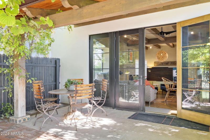 Private patio off of casita living area