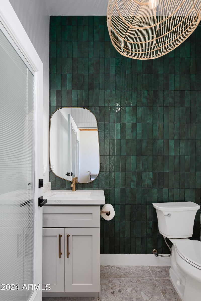 PropertyImageCo_5402EMarilynRd_WEB_26