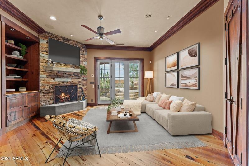 Family Room off of Kitchen