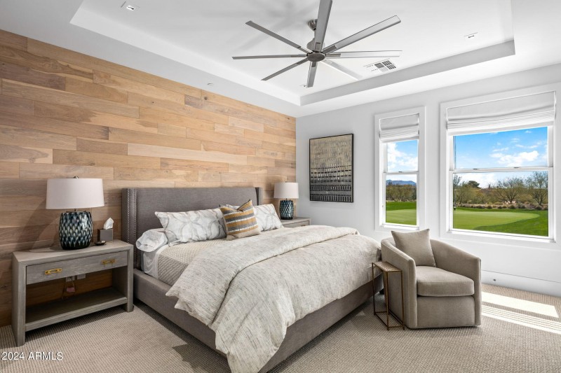 26-web-or-mls-Primary Suite Views