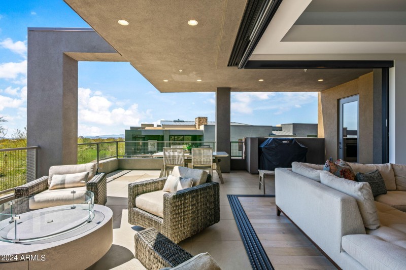 43-web-or-mls-Open Living Spaces