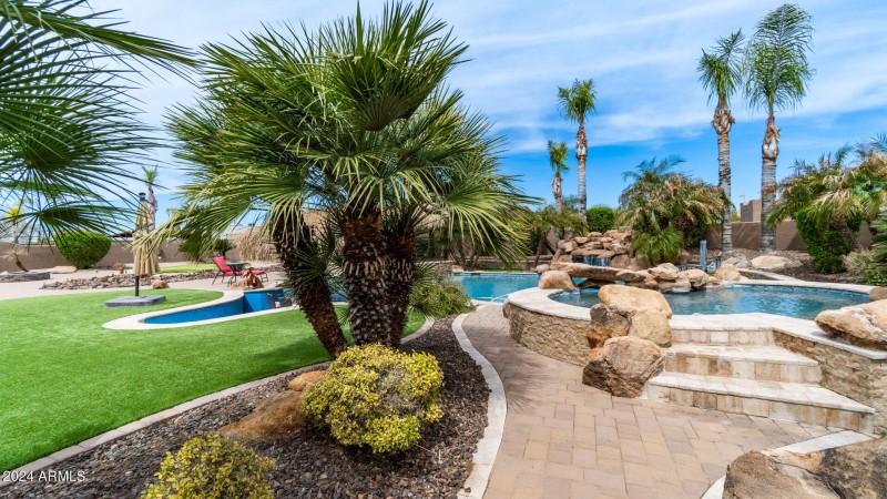 602 W Ridgecrest Rd-25