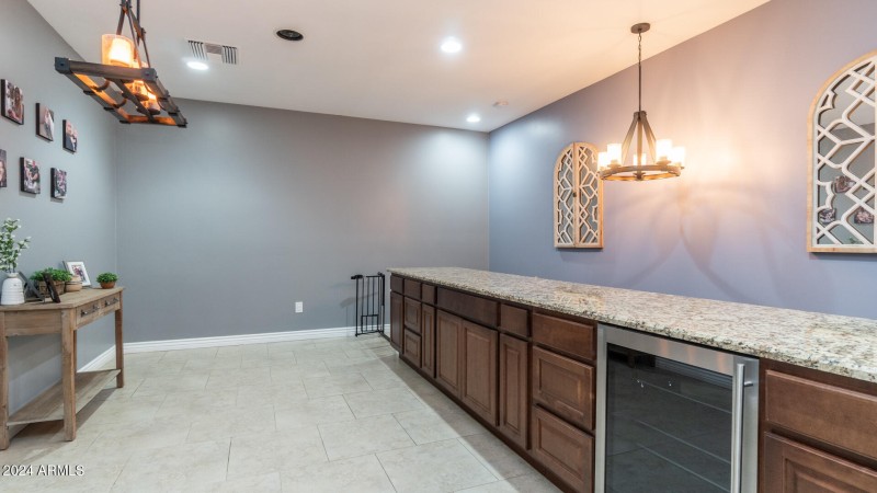 602 W Ridgecrest Rd-101