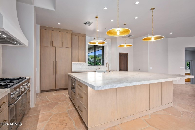 19-web-or-mls-Kitchen