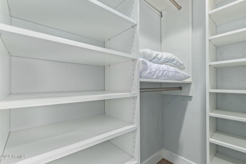 5514 primary closet 1
