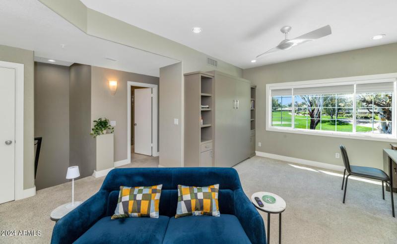 7710 E Gainey Ranch Rd-large-020-037-771