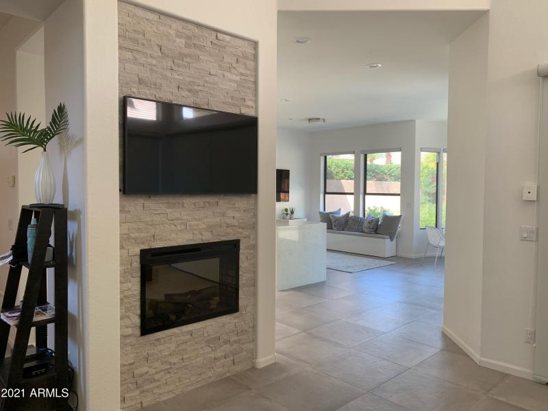 LIVING ROOM FIREPLACE