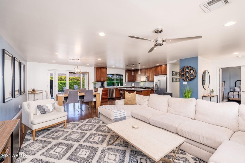 8426 E Bonita Dr - 08