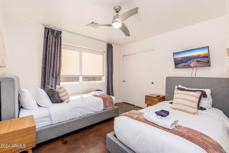 8426 E Bonita Dr - 43