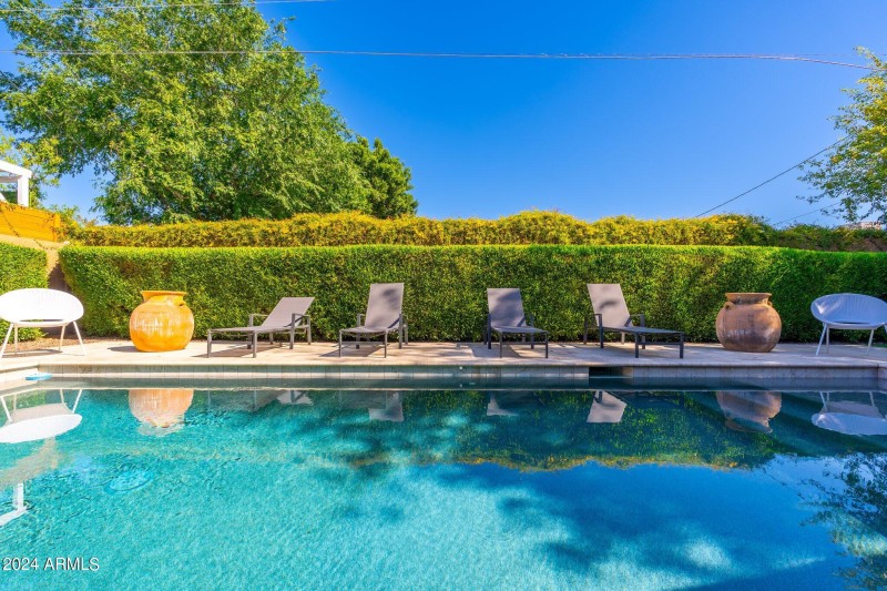 8426 E Bonita Dr - 63