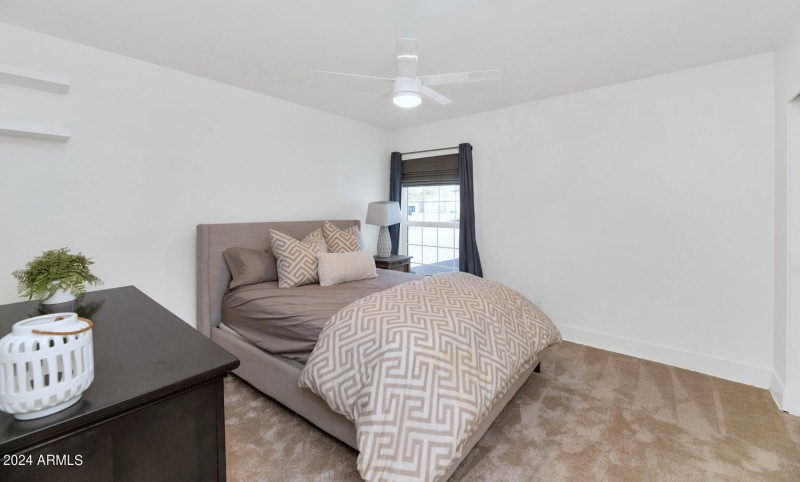 8313 E Carol Way-large-031-069-8313 E Ca