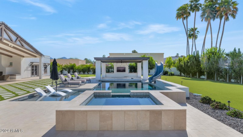 8313 E Carol Way-large-046-051-8313 E Ca