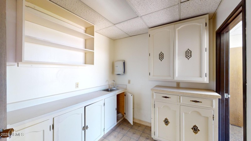 Medical-Bldg-Suite-405-04142024_123641