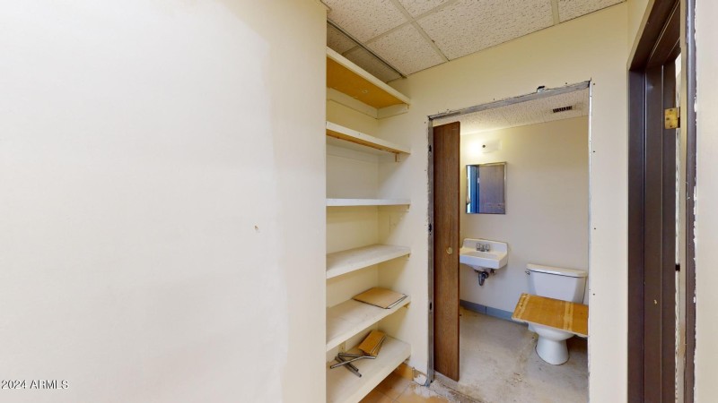 Medical-Bldg-Suite-403-04142024_121255