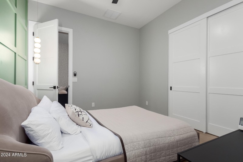 Guest Bedroom 2 with Queen