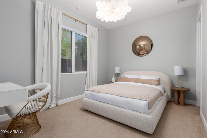 Guest Bedroom 2 with Queen