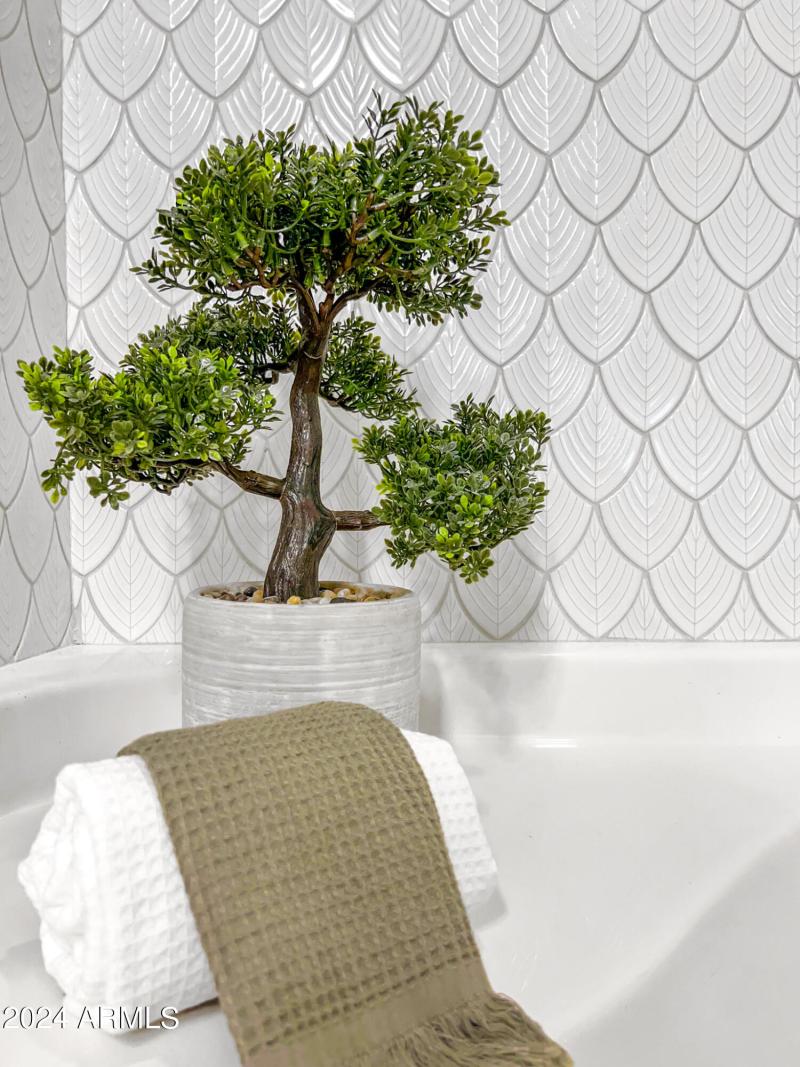 c86485eb-904a-48d7-8da1-4a528916288e-2