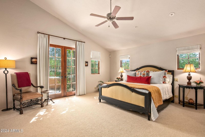 23-web-or-mls-Primary Ensuite