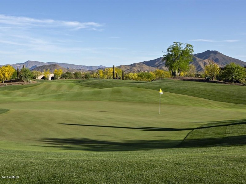 025_Golf Course