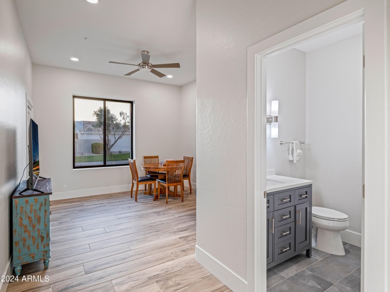 Bedroom with En-Suite Bath