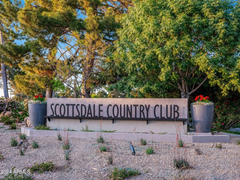 Scottsdale Country Club Entry