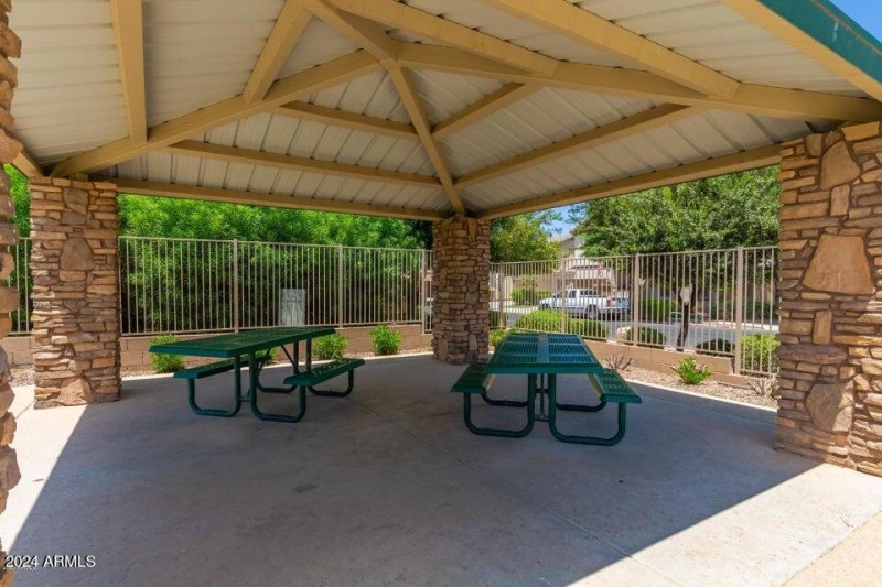 20231027083732370717000000-o