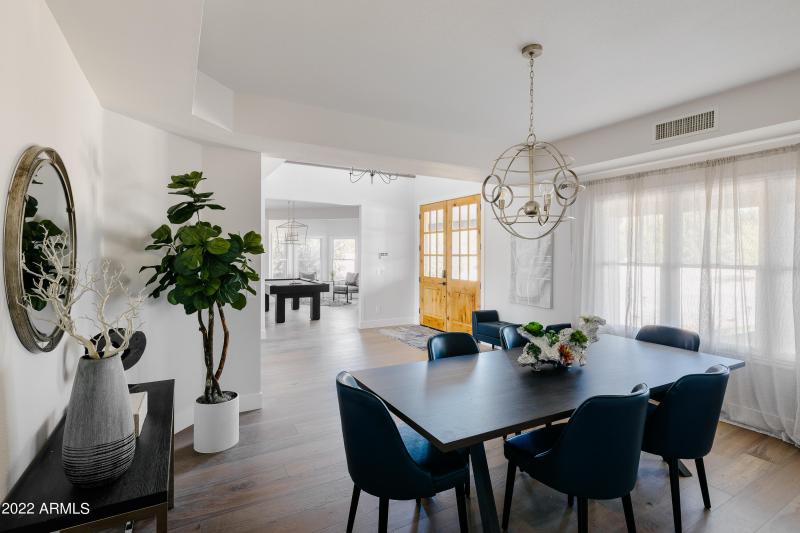 LAKOTKO_6602NPrayingMonkRd_WEB-34