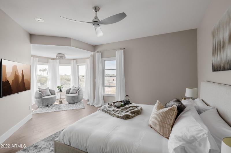 LAKOTKO_6602NPrayingMonkRd_WEB-18