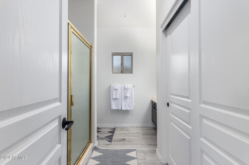 Guest Bedroom 2 Bathroom