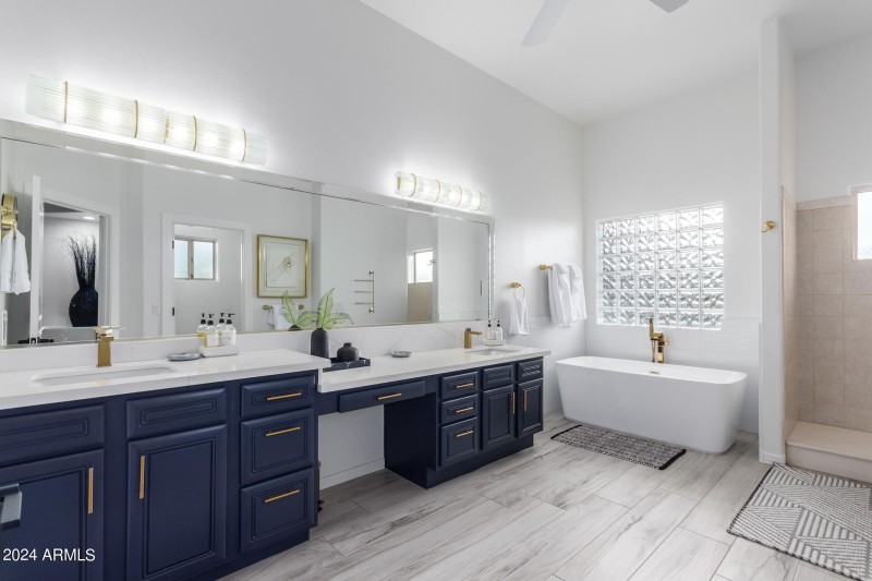 Primary Bedroom Bathroom