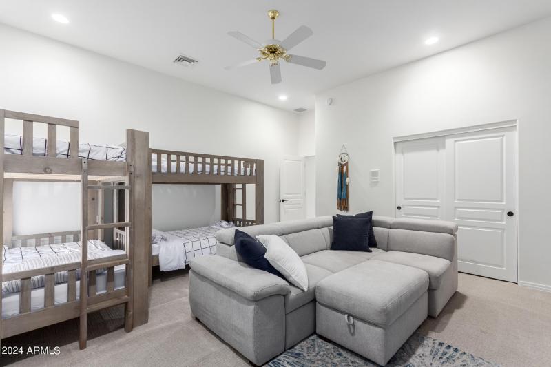 Guest Bedroom 4 Flex Room