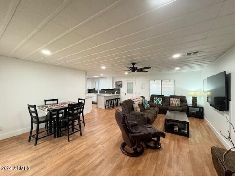 FR and dining area