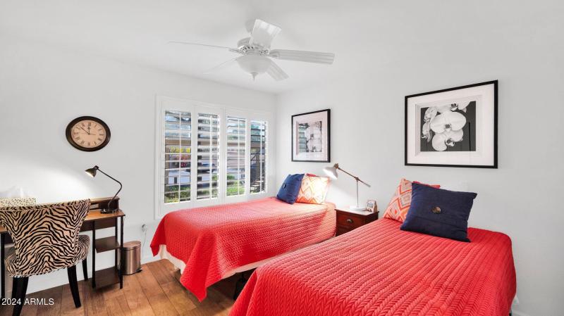 11-web-or-mls-P1053579