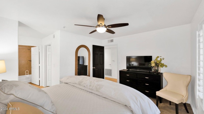 20-web-or-mls-P1053635