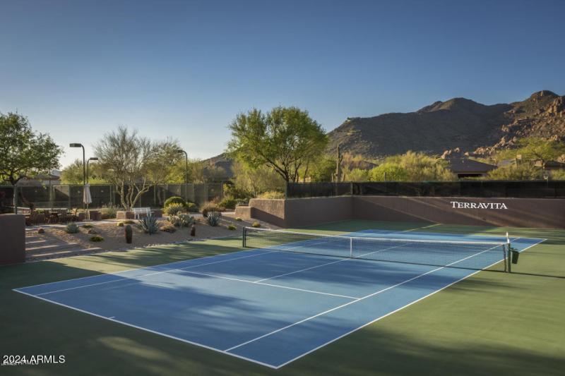 One of 6 Tennis Courts