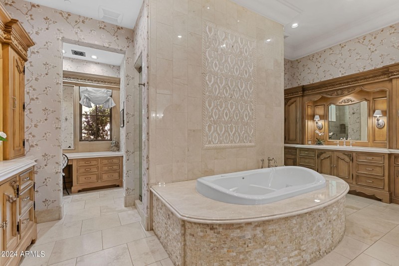 Dual vanities