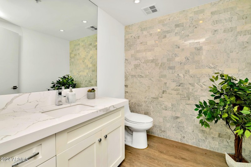 Powder Room