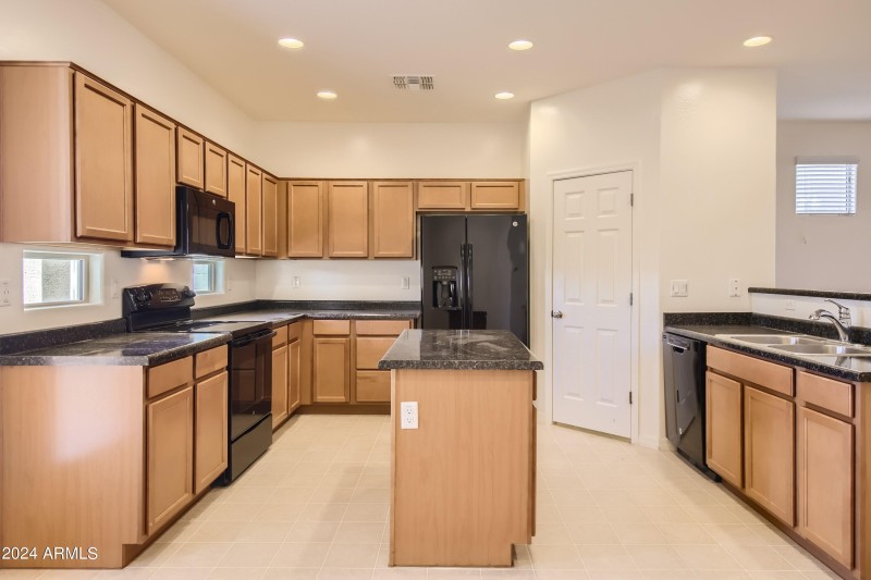 14 Kitchen Feature
