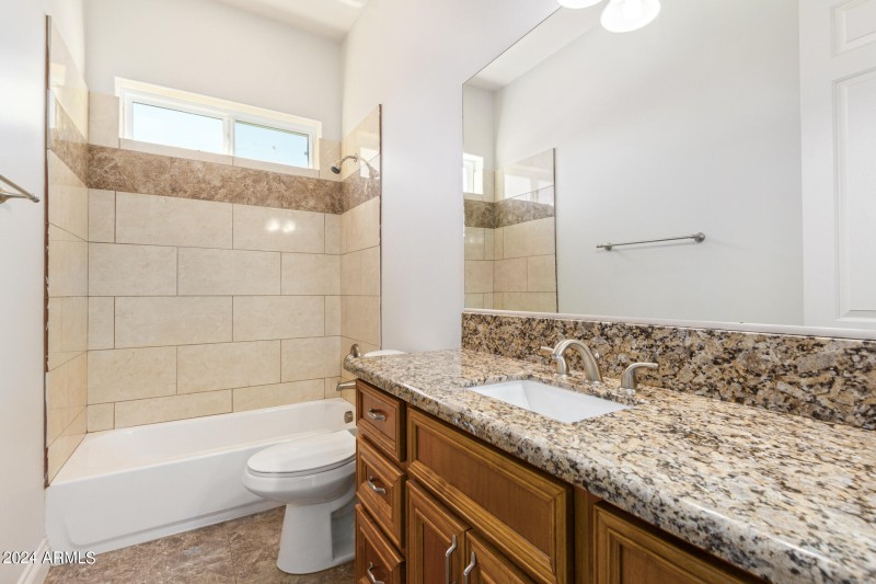 En-suite Bath