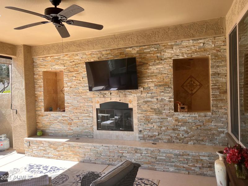 Wonderful Outdoor Entertainment Area