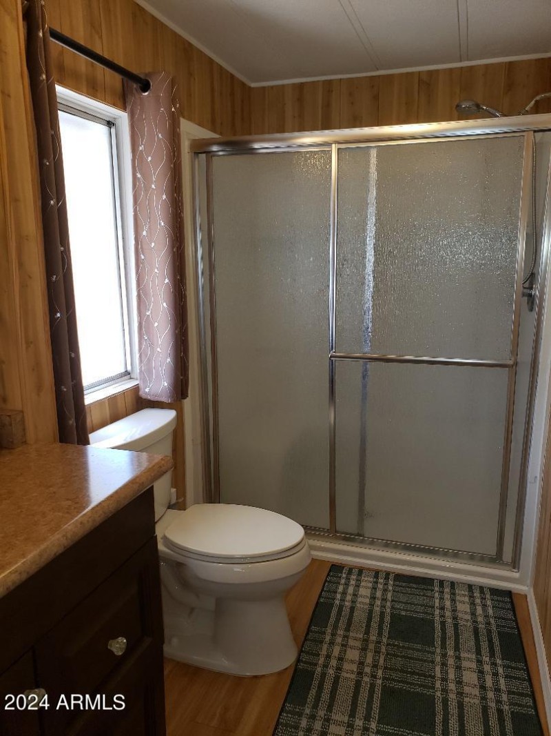 Primary shower
