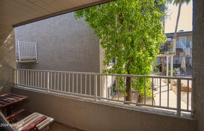 2ND FLR BALCONY