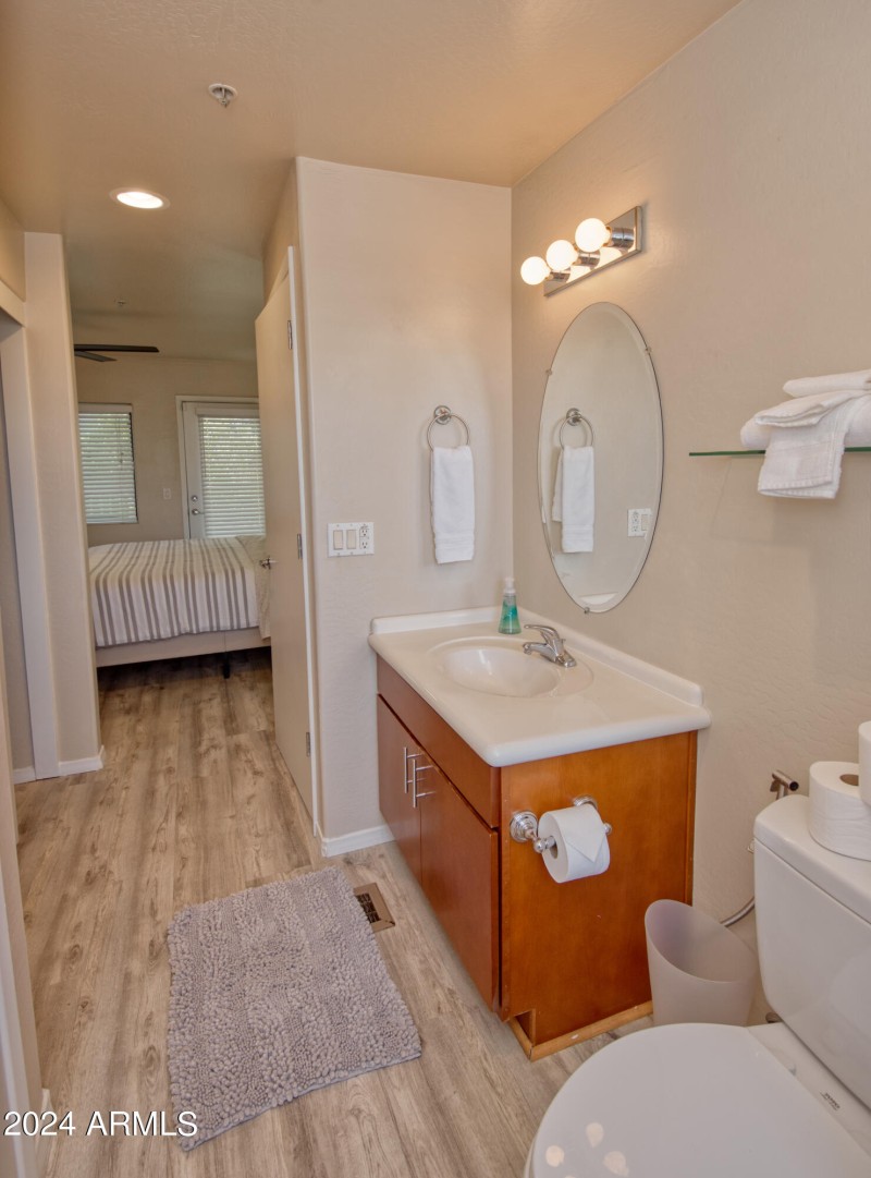 3RD FLR MASTERBATH 3