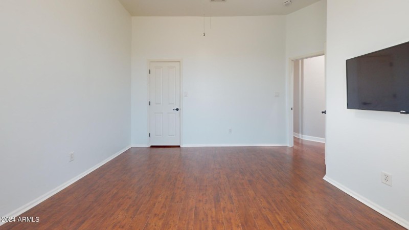 7171-W-Quarter-Hourse-Bedroom 6