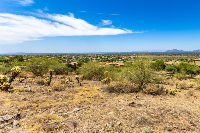 Sweeping views!