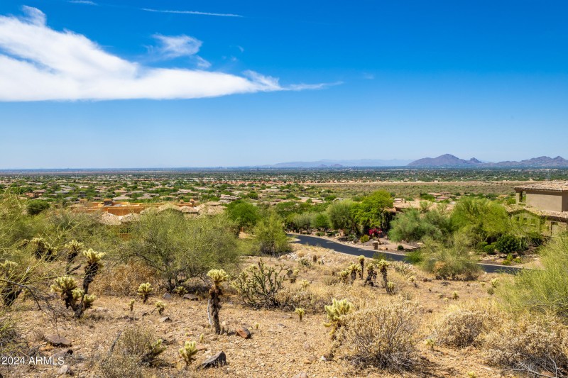 Unobstructed city views