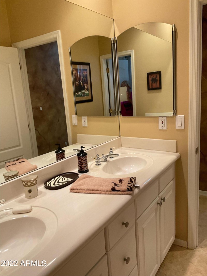 GUEST BATH